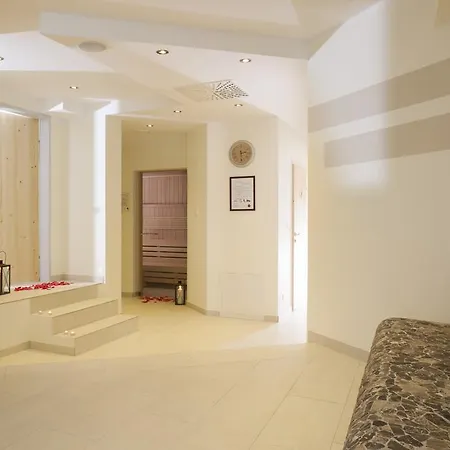 Hotel Nassfeld 4*